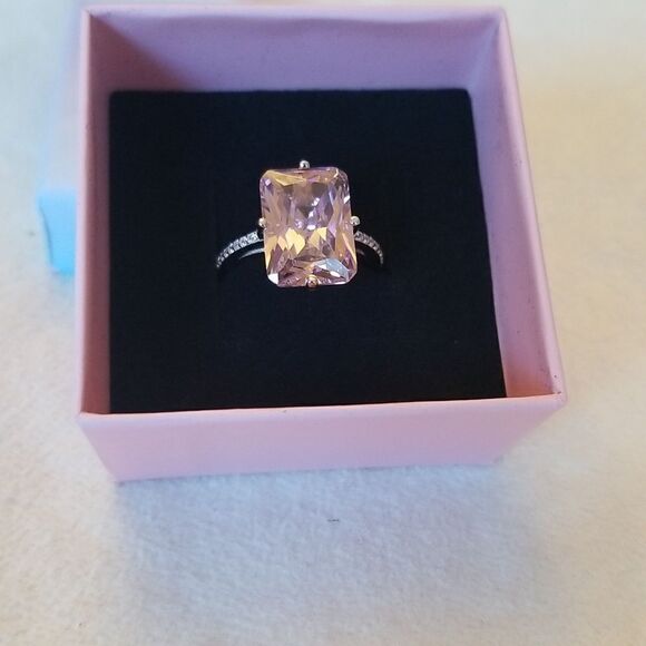 Pink zircon size 8 ring S925 - Picture 3 of 9